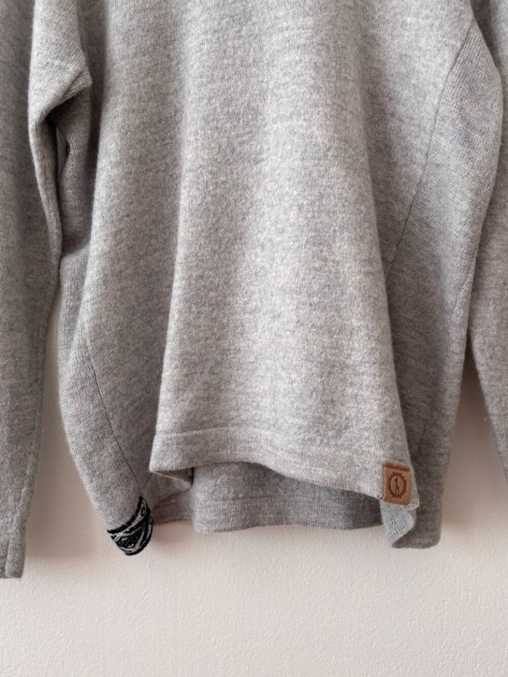PAKA The Hoodie Alpaca Blend Sweater Unisex - Picture 10 of 12